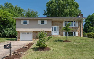 441520E.20Cambridge20Court.JPG