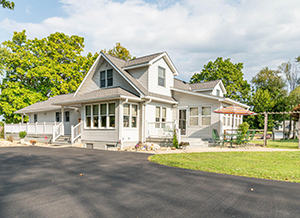 8115 S Strain Ridge Rd-website