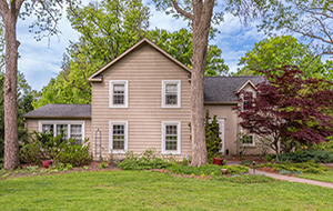 904 Eagleson Avenue-sold