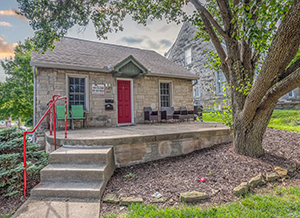 403 S. Eagleson Ave website